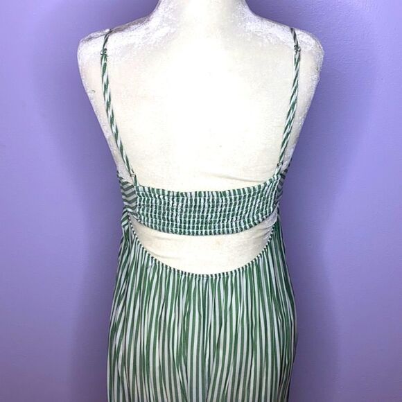 Green and White striped Maxi Dress - Picture 6 of 9